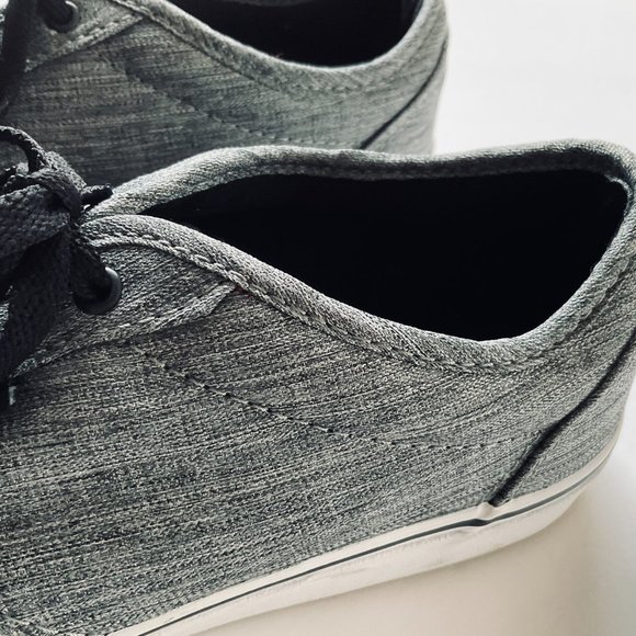 VANS "Off the Wall" YOUTH Lace-Up Skate Shoe Low Top Sneaker EUC Size Youth 7 - Picture 6 of 10